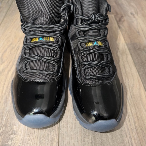 Jordan 11 - Picture 2 of 10